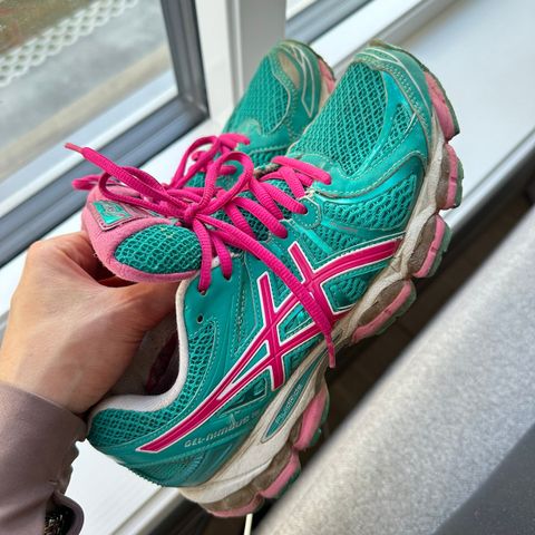 Kjempegode Asics Gel Nimbus str. 37,5