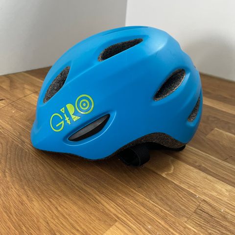 Giro sykkelhjelm barn 45-49cm (1-3 år)