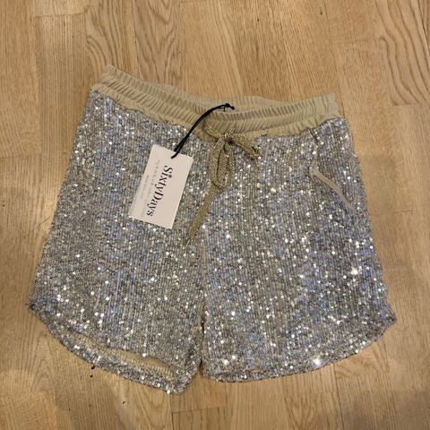 Sixty days sequin shorts