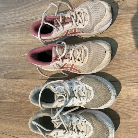 2 par asics joggesko str 40 gis bort