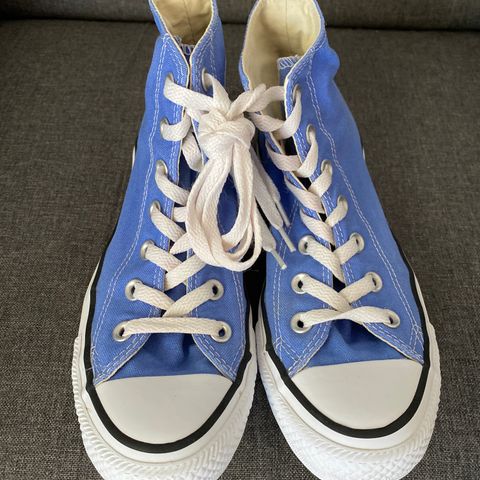 Blå Converse All Star High Sneakers str. 37,5 kr: 200