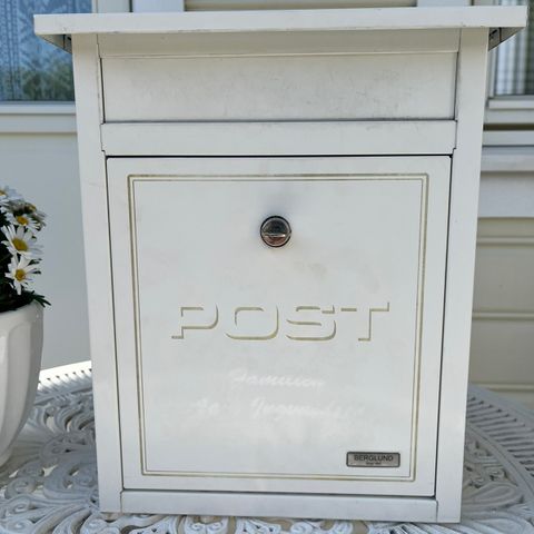 Postkasse fra Berglund