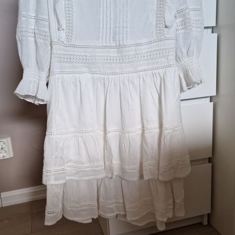 Urban Pioneers kjole Katie Dress hvit