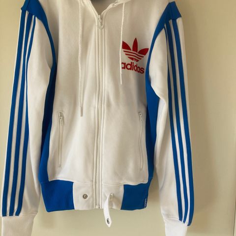 Adidasjakke str. XS