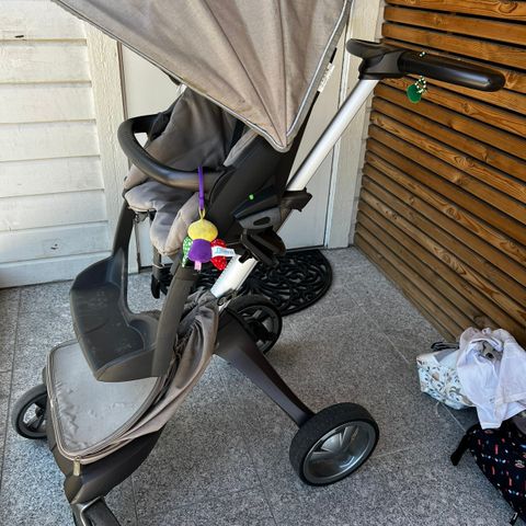 Stokke Xplory inkl. liggedel, sittedel og BeSafe bilsete isofix m/adapter