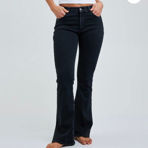 Bikbok Low Flare jeans