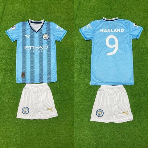 Haaland drakt set Man City