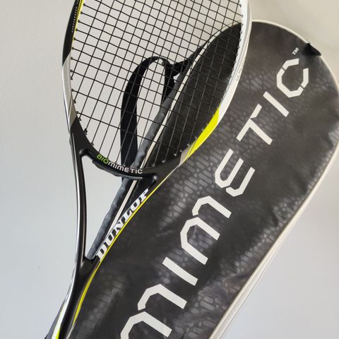 Dunlop Biomimetic Ultimate 132 squash squashracket