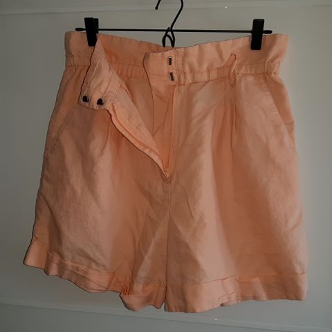 H&M, myk oransje sommer shorts str 42