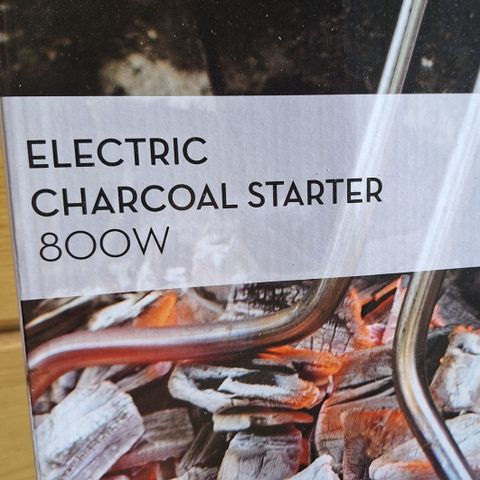 Electronic charcoal starter