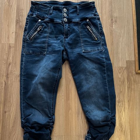 Floyd capri jeans 29 M/l