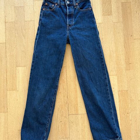 Levis Ribcage Straight jeans str. 23"