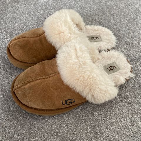 Uggs str 35