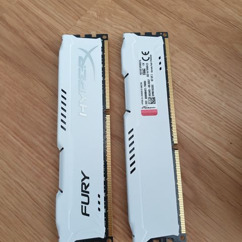 HyperX Fury DDR3 1600Hz 16GB  800kr