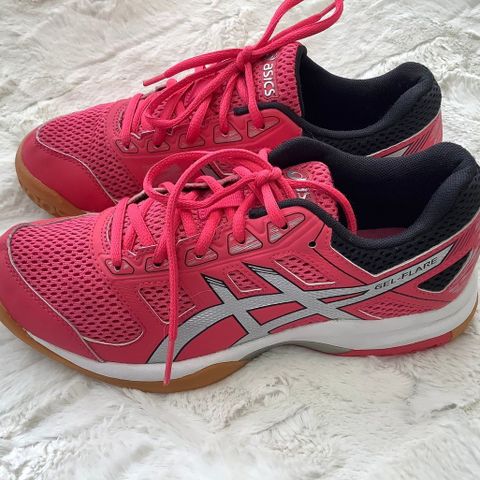 Asics joggesko i str 37