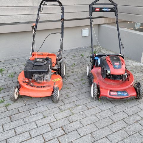 2 STK  GRESSKLIPPERE TORO 675 GTS OG ARIENS.