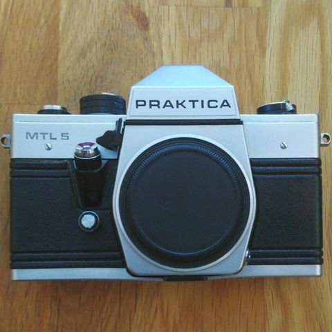 Praktica MTL5 speilrefleks - trenger service