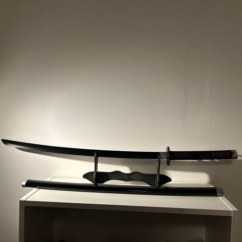 Demon slayer katana/sverd (Helt ny!)