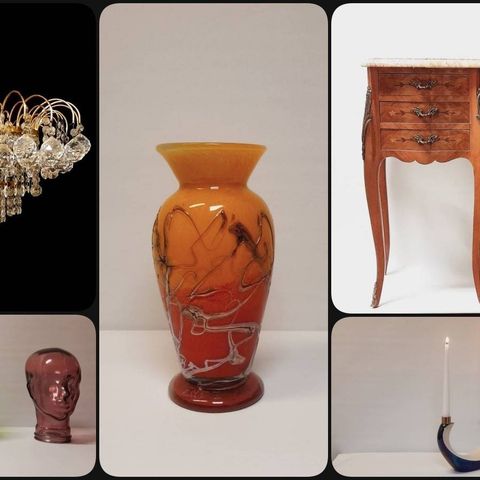 Antikke nattbord, fransk, glasshoder, vase, lysestaker, lyseprone, prismelampe