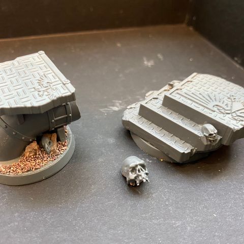 Hero Bases Warhammer 40k 40,000 OOP