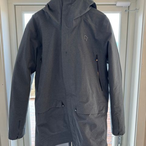 Norrøna parka 850 down