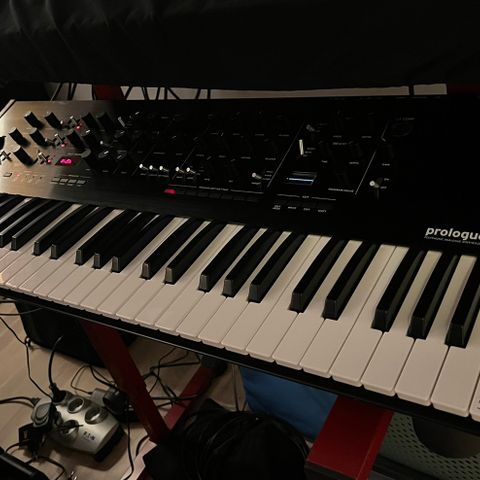 KORG PROLOGUE 16