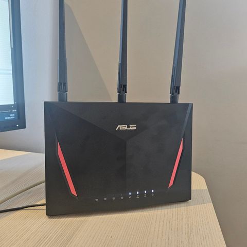 Asus dual band gigabit router RT AC2900