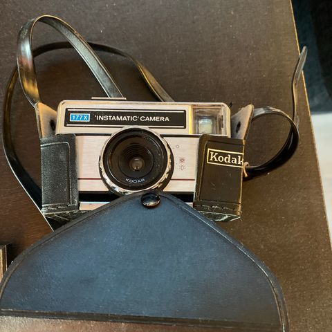 Vintage Kodak 177x ‘ insramatic’ camera