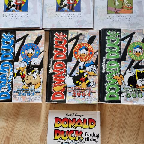 Donald Duck bøker med komplette årganger