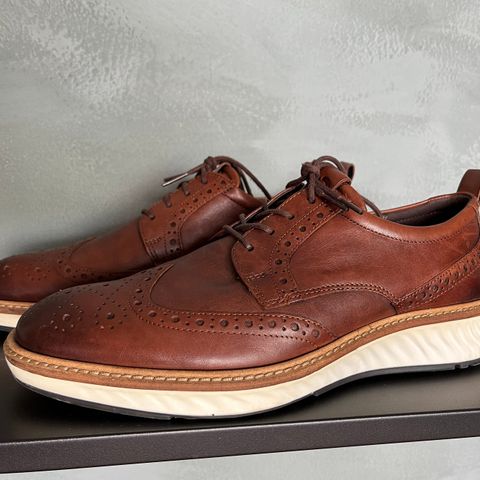 ECCO Hybrid Oxford (40)