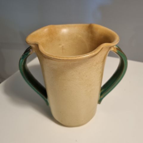 Vintage vase i keramikk