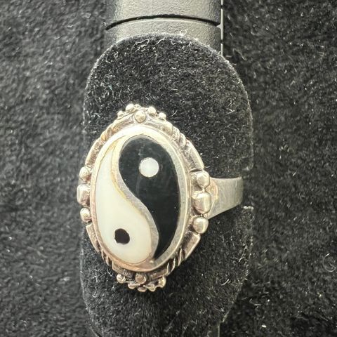 Ny vintage Yin & Yang sølvring