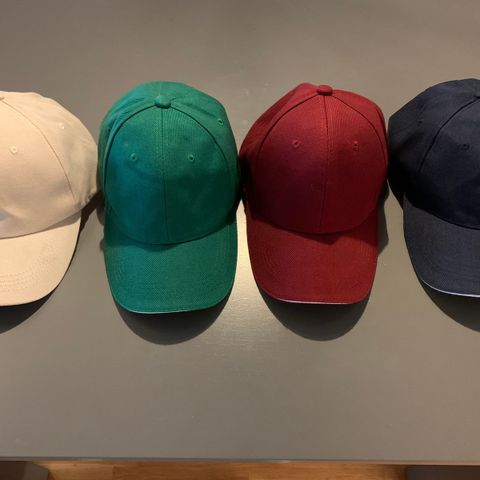 4 baseball Caps