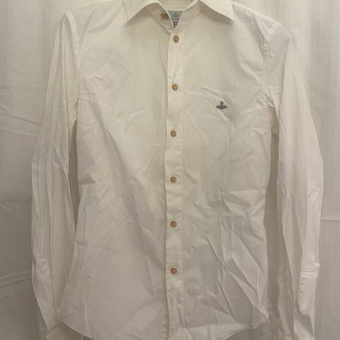 Hvit Vivienne Westwood skjorte Størrelse M/L Ingen slitasje/Lite brukt