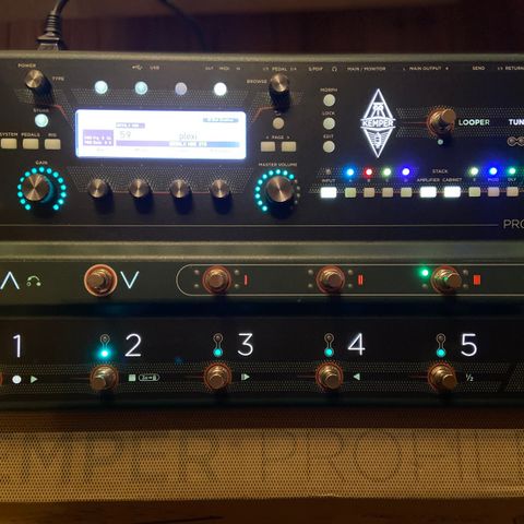 Behringer X-touch, Slate Raven, Kemper stage vurderes solgt