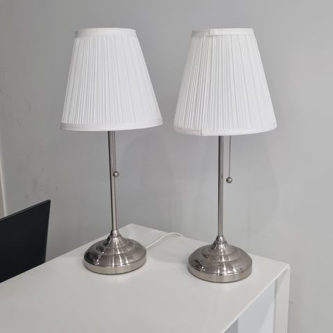 IKEA "ÅRSTID" BORDLAMPE (NYPRIS 800,-)