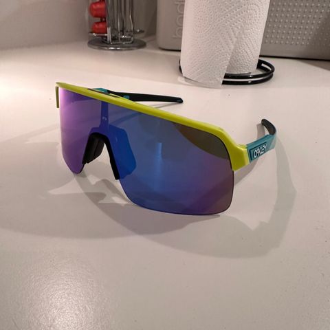 Oakley Sutro Lite