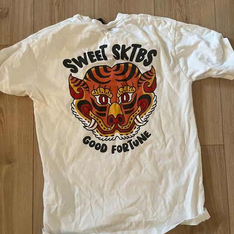 Sweet sktbs t skjorte