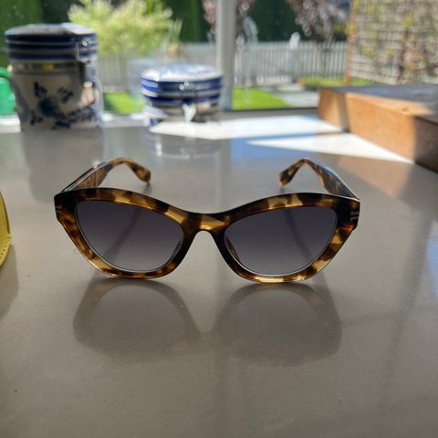 Marc Jacobs solbriller , som ny