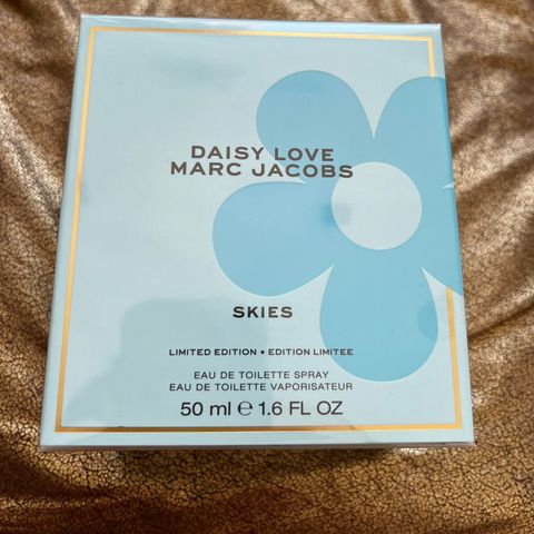 Marc Jacobs Daisy Love SKIES edt 50ML