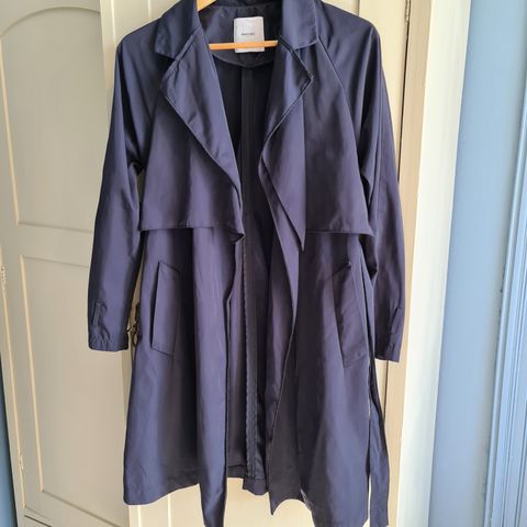 Trenchcoat fra Mango