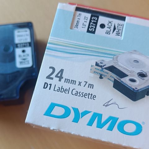 Dymo 24mm D1 label