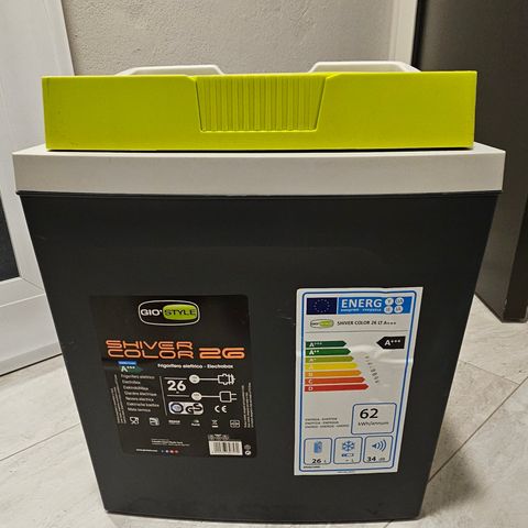 Cooler box 12V/230V 26 Liters