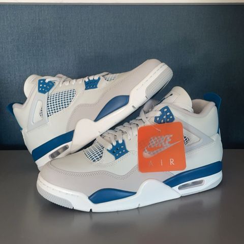 Jordan 4 Military Blue - Str 44,5