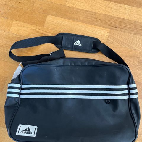 Adidas stellebag