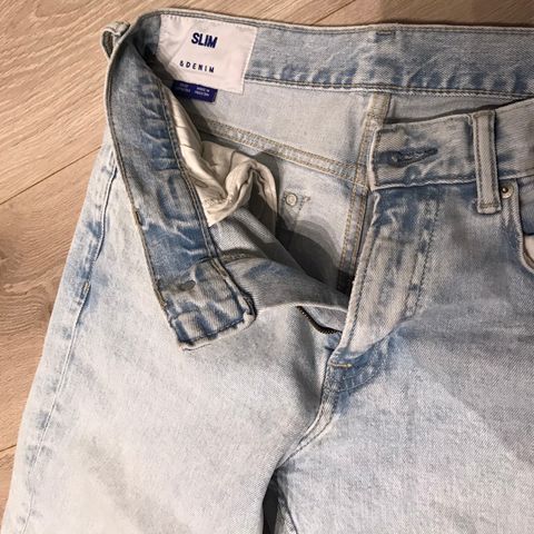 Olabukse / jeans fra HM str 31/32