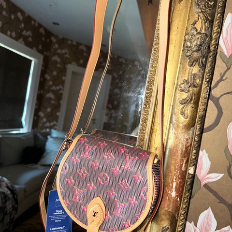 Utrolig flott LOUIS VUITTON TAMBOURINE POP ROSA