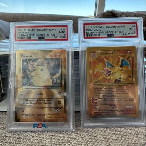 PSA 9 Celebrations Charizard og Pikachu i metall / gull