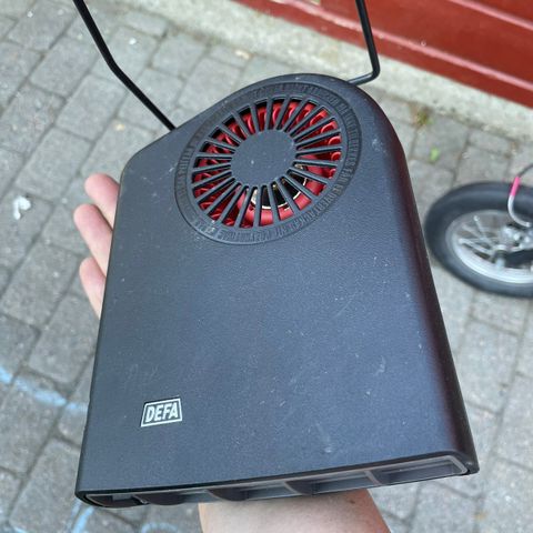 Defa cupevarmer 2100 watt med stativ