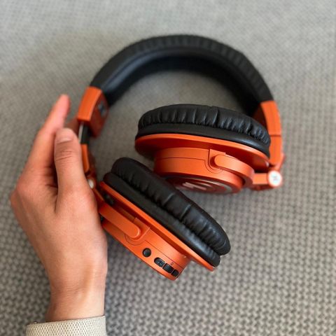 Audio-Technica ATH-M50xBT2 / oransje (begrenset opplag)